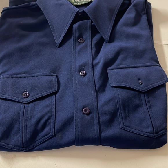 VANHEUSEN… men’s short sleeved button-down dress shirt…size XL - Picture 4 of 7